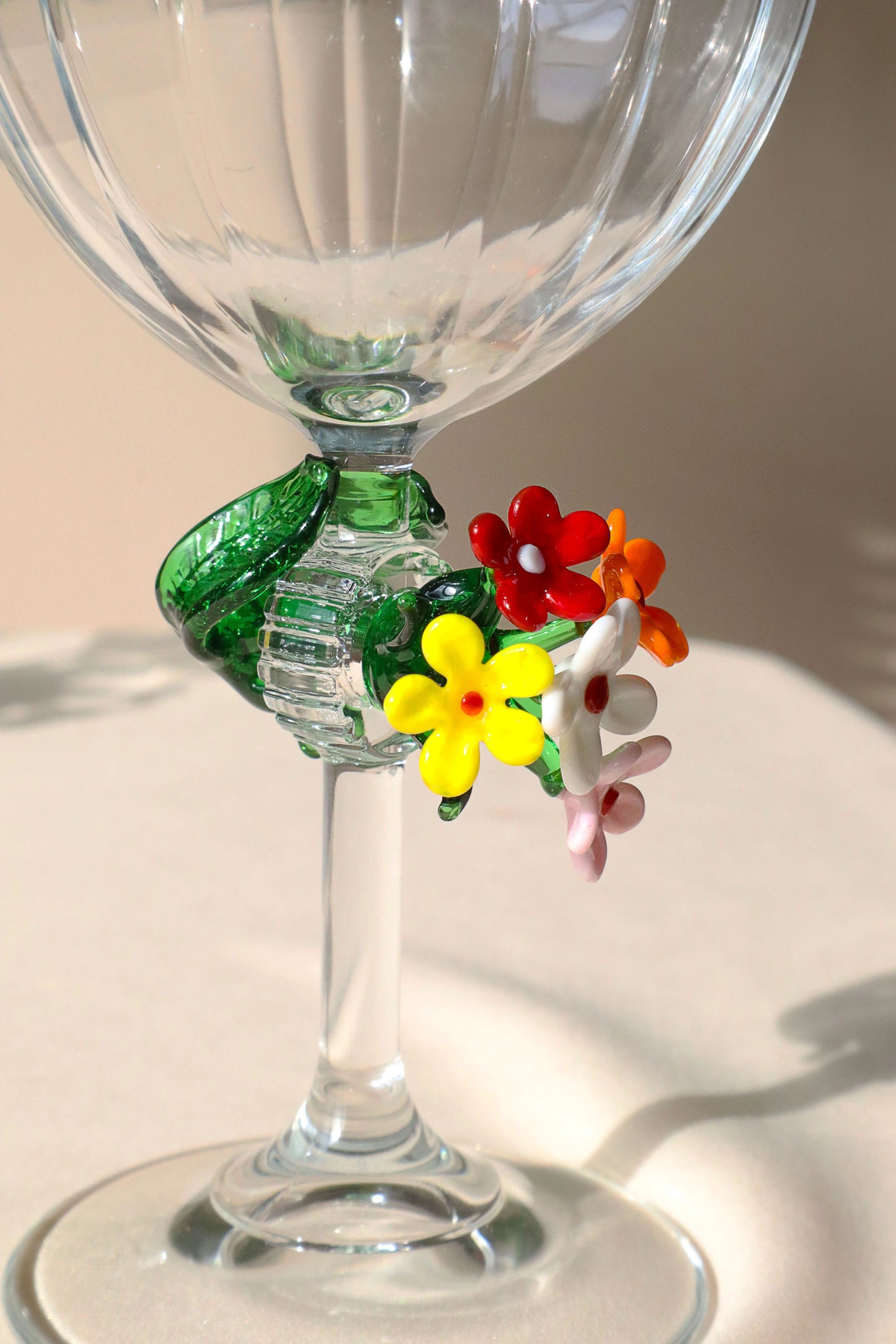 Daisy Wine Glass