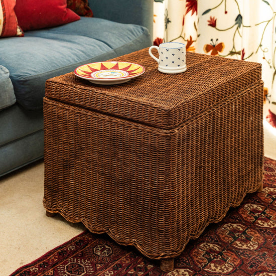 Mimi Scalloped Ottoman