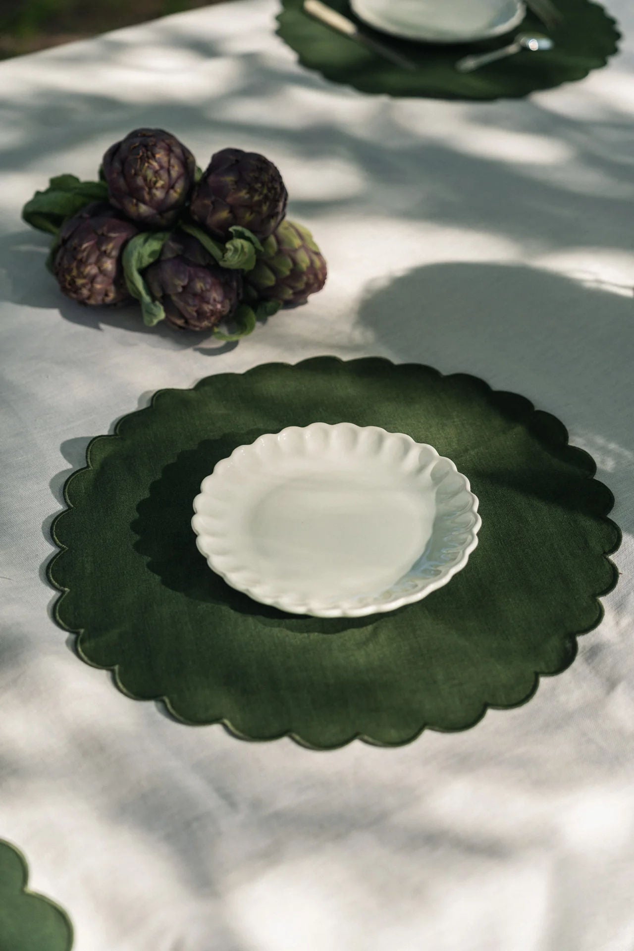 The Forest Green Linen Scalloped Round Placemats (Set of 2)