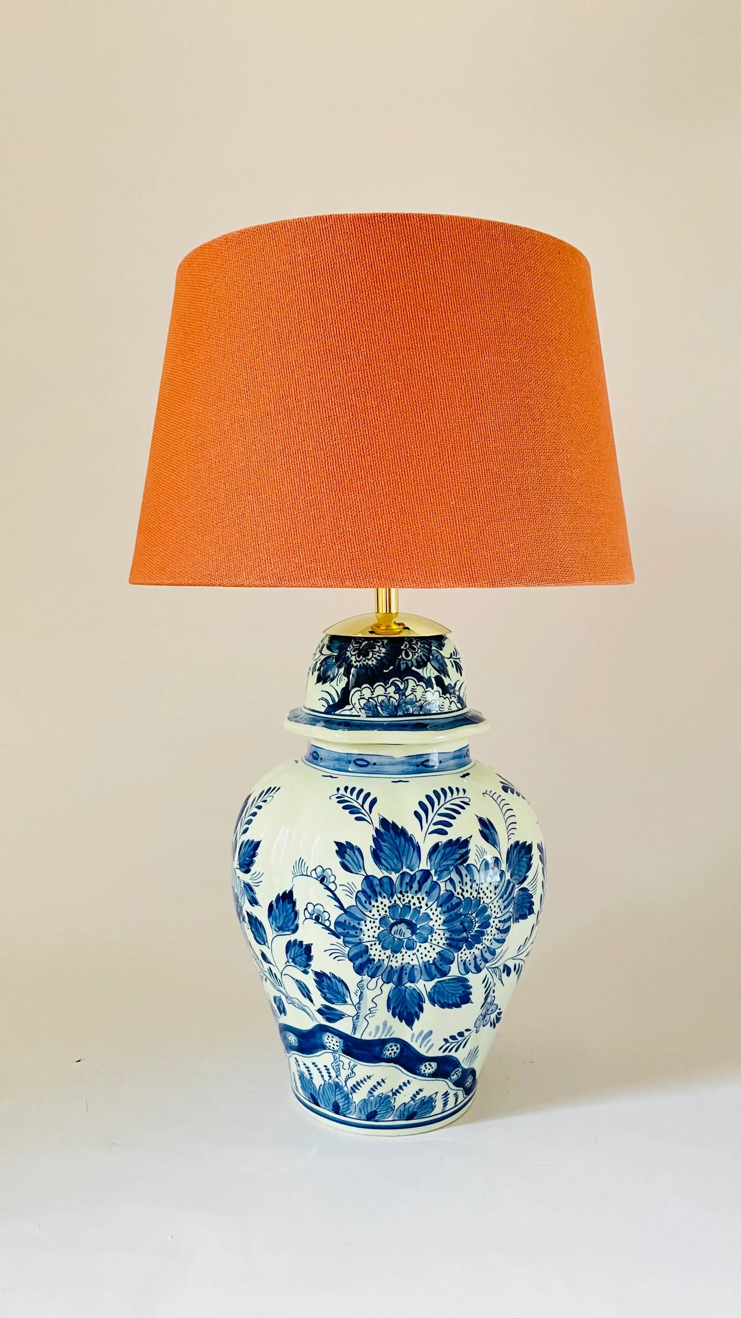 Antique Delft ‘De Ram’ Lamp