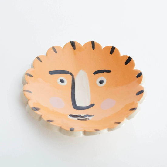 Isolation Face Scalloped Round Trinket Dish Orange