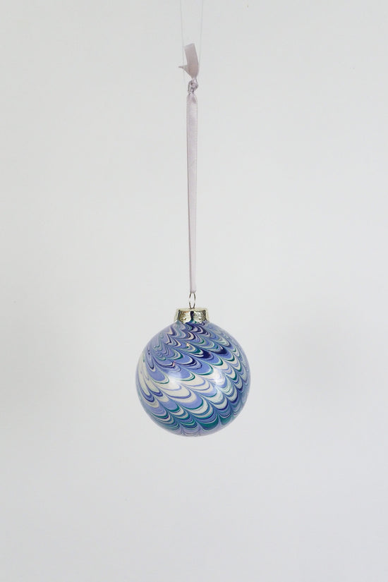 Medium Glacier Marbled Bauble