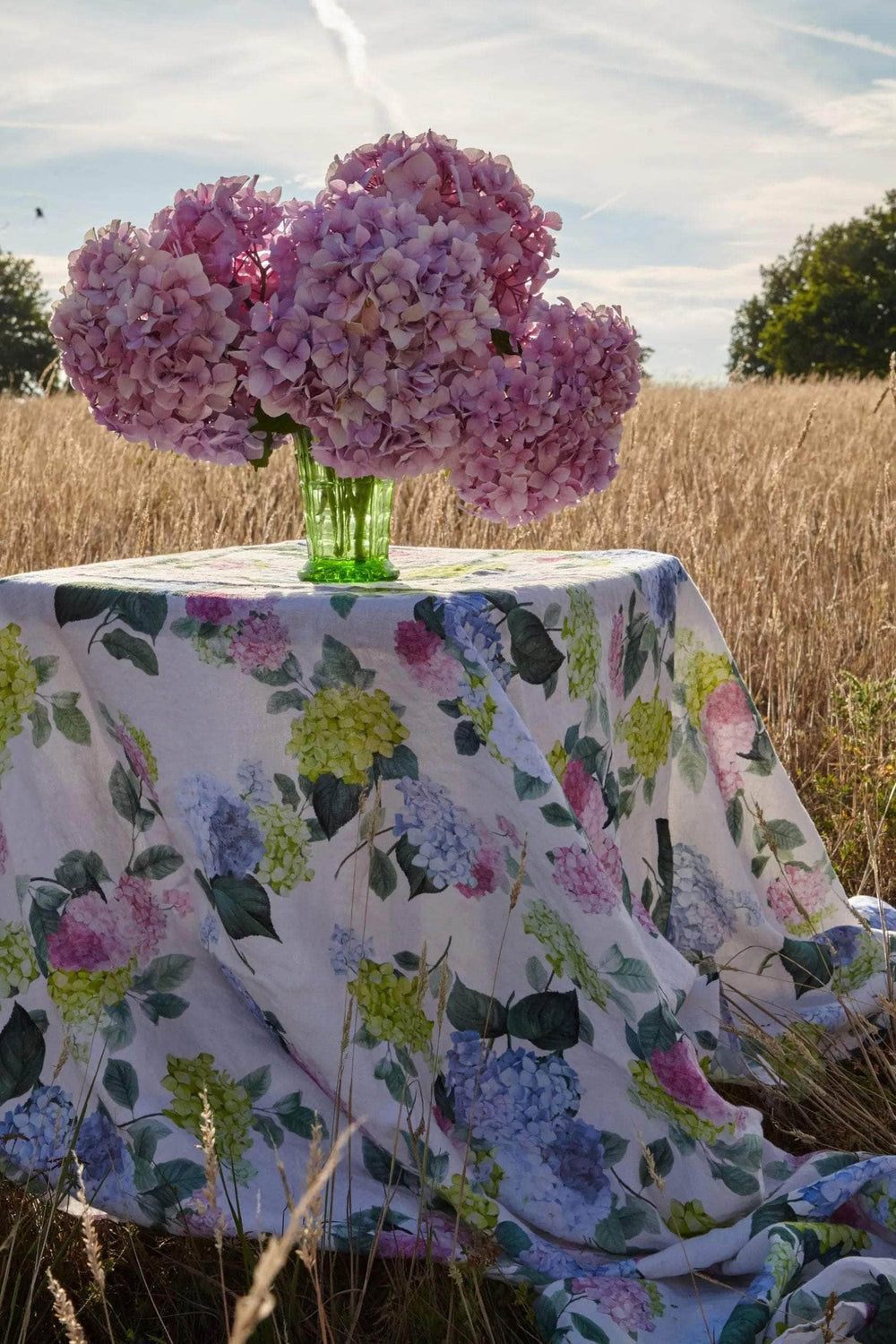 Hydrangea Linen Tablecloth