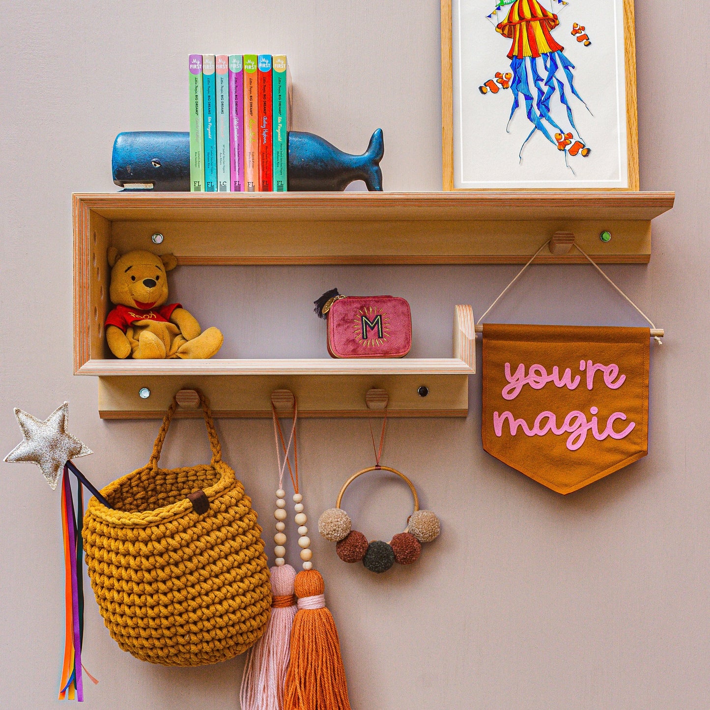 Gee-Whizz of Colour Shelves