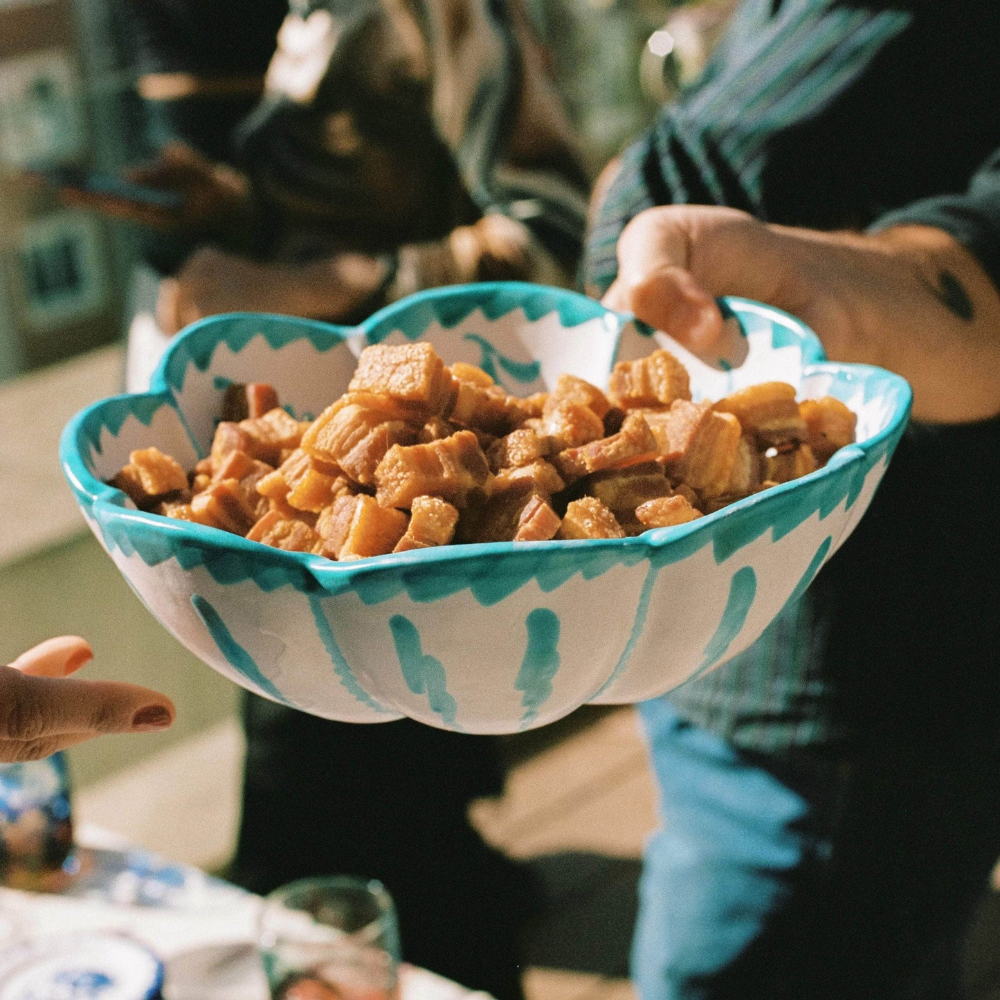 The Leaf-Shaped Serving Bowl