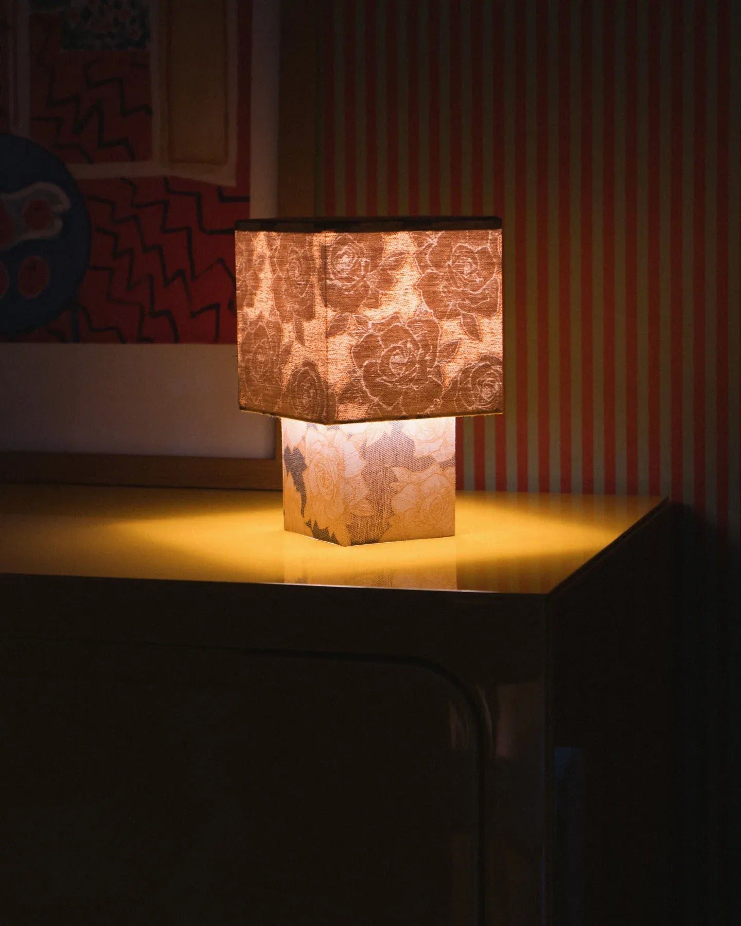 la petite boîte - Will Floral Jacquard Table Lamp