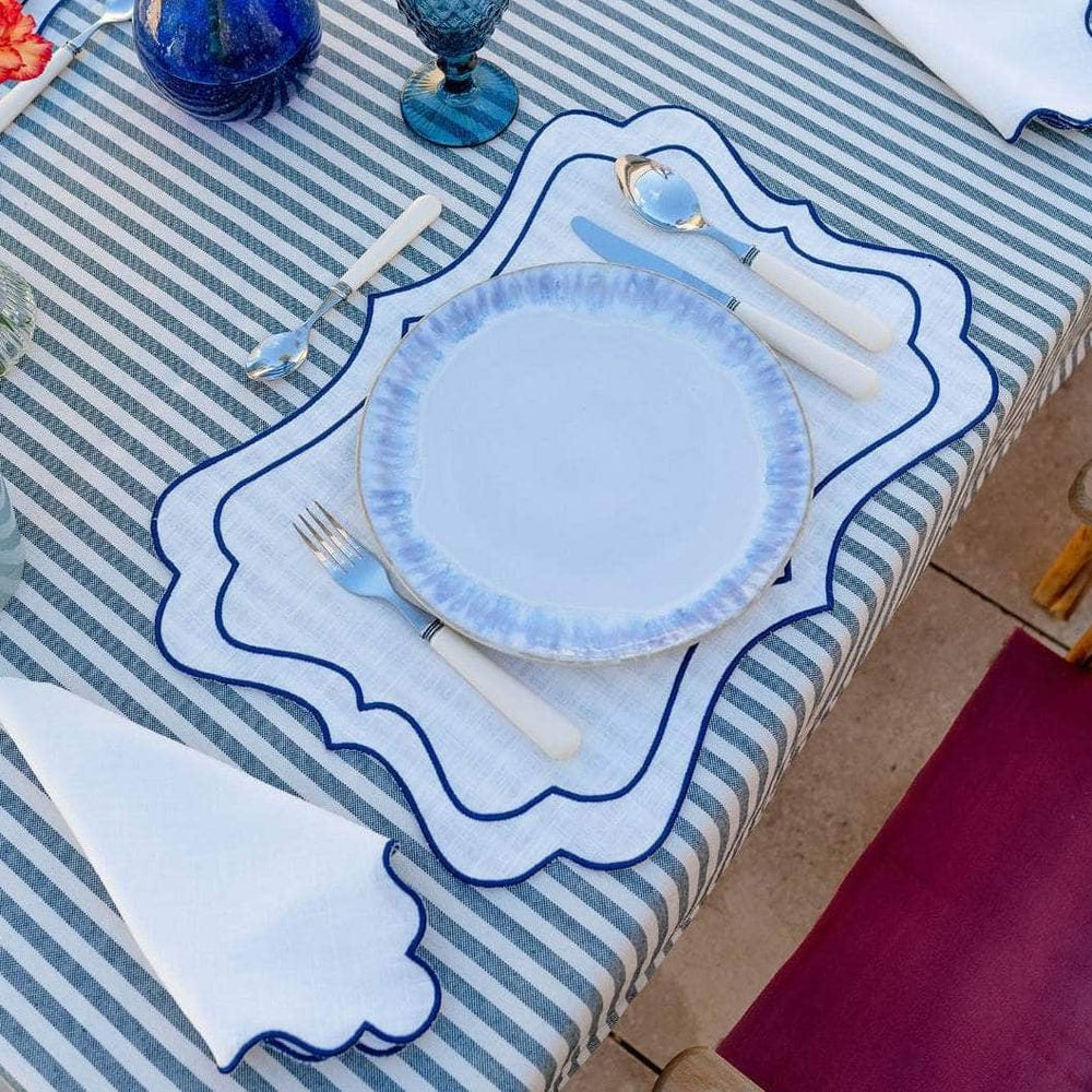 Brisa Placemat, Ivory with Dark Blue