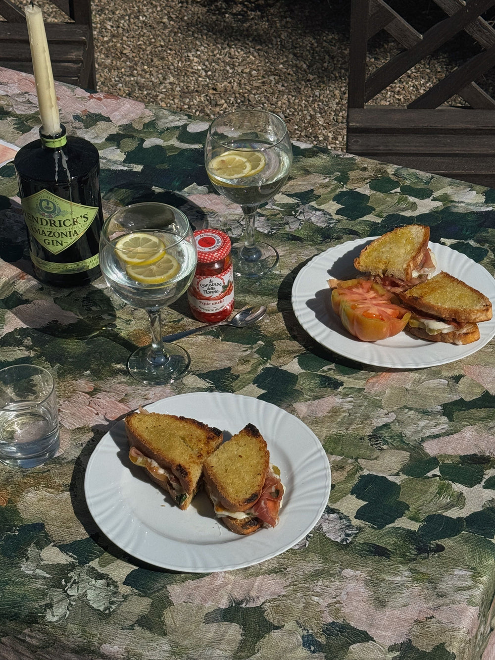 The Vines Tablecloth