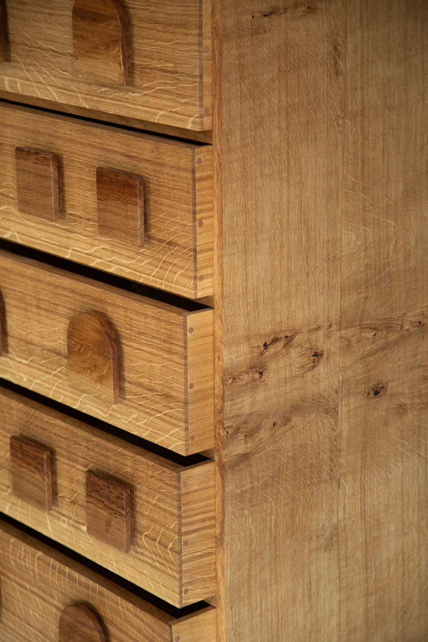 Hundert's English Oak Dresser