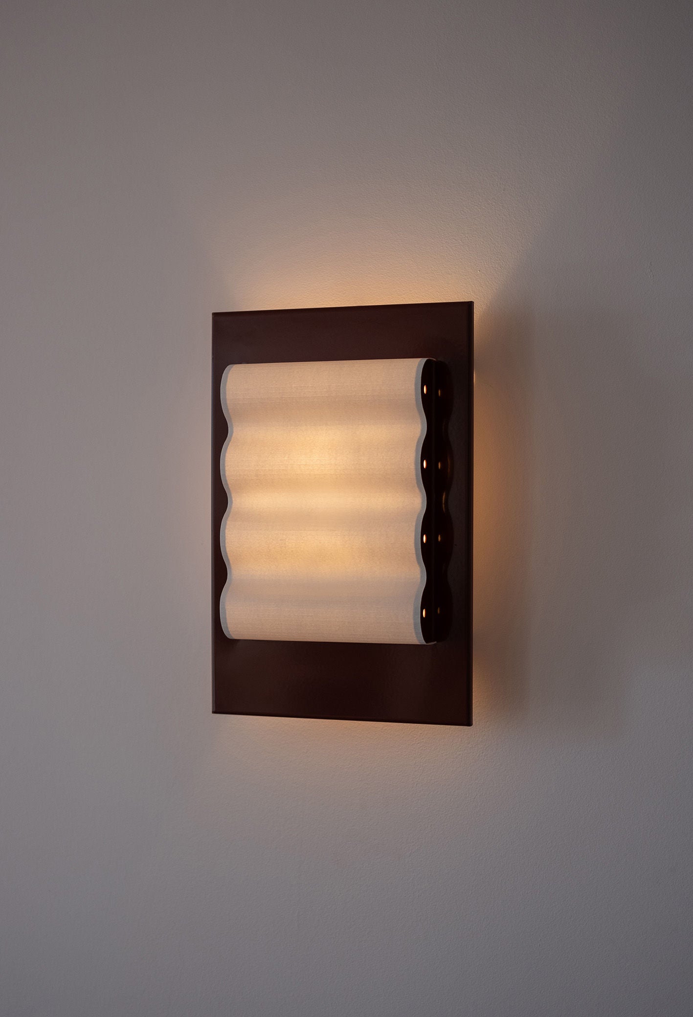 Frame Alu Brun Wall Light - Violaine d'Harcourt