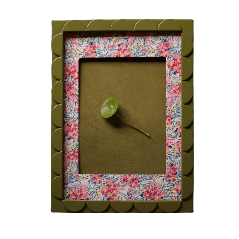 Light Olive Lacquered Scallop Frame