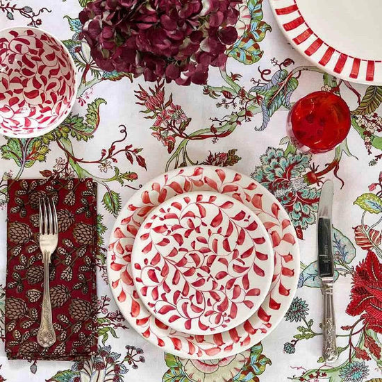 Dinner Plate, in Red, Scroll, Set of Four