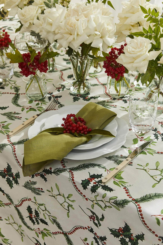 Holly & Mistletoe Tablecloth