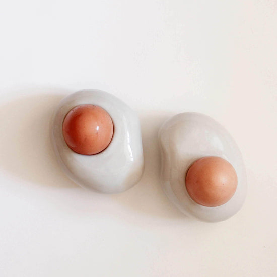 Pebble Egg Cup