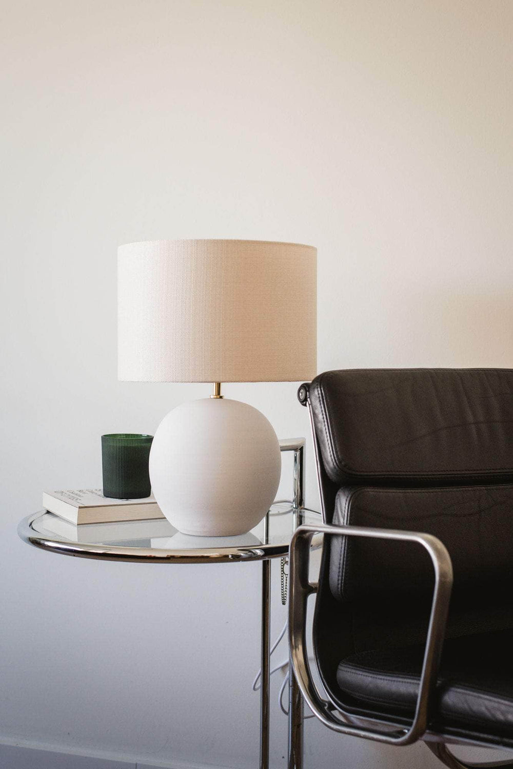 Kure Mate Table Lamp